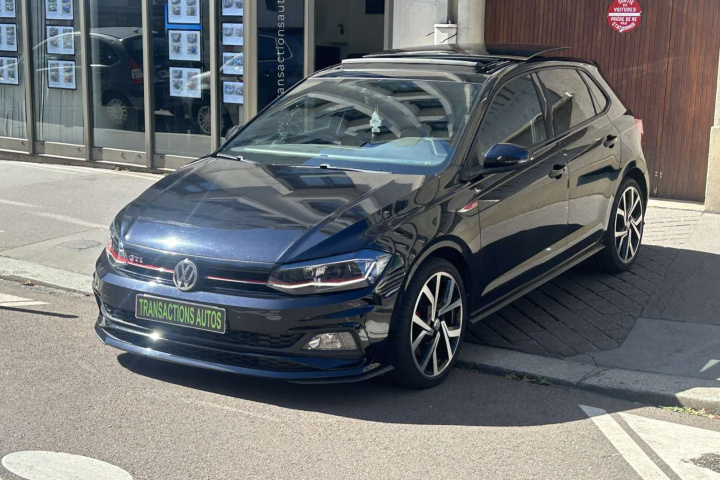 VOLKSWAGEN  POLO VI 