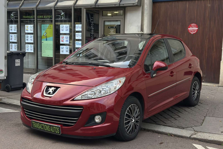 PEUGEOT 207