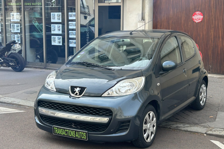 PEUGEOT 107