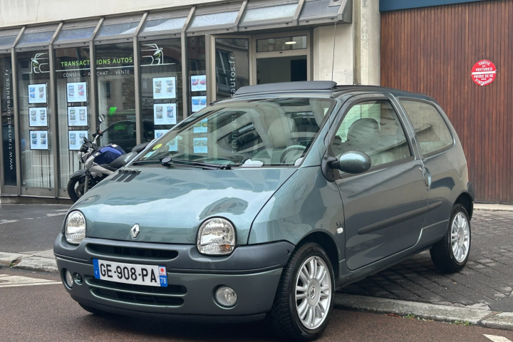 RENAULT TWINGO
