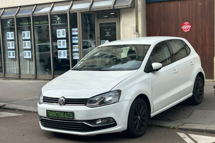 VOLKSWAGEN POLO