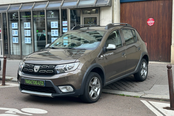 DACIA SANDERO