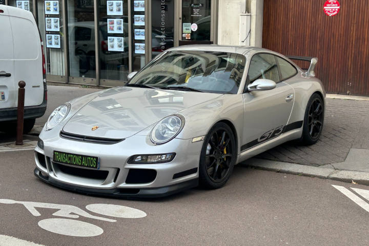 PORSCHE 911 GT3