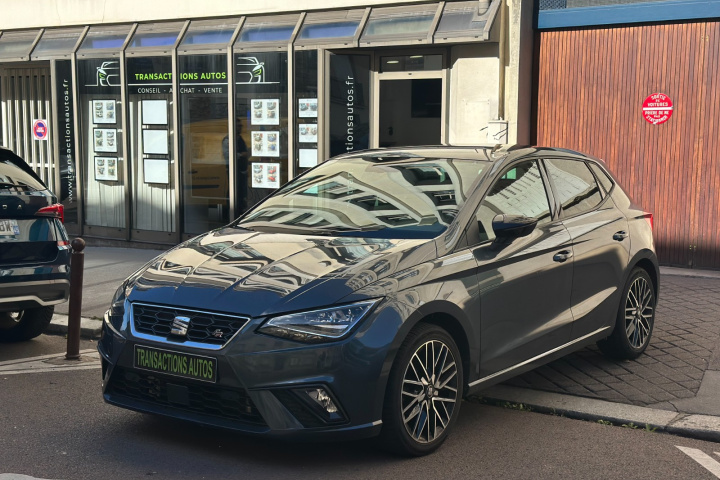SEAT IBIZA