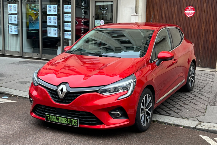 RENAULT CLIO V