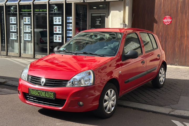 RENAULT CLIO CAMPUS