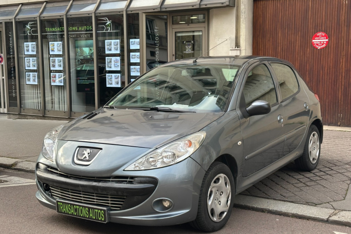 PEUGEOT 206+